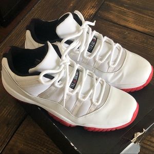 Air Jordan 11 Retro Low